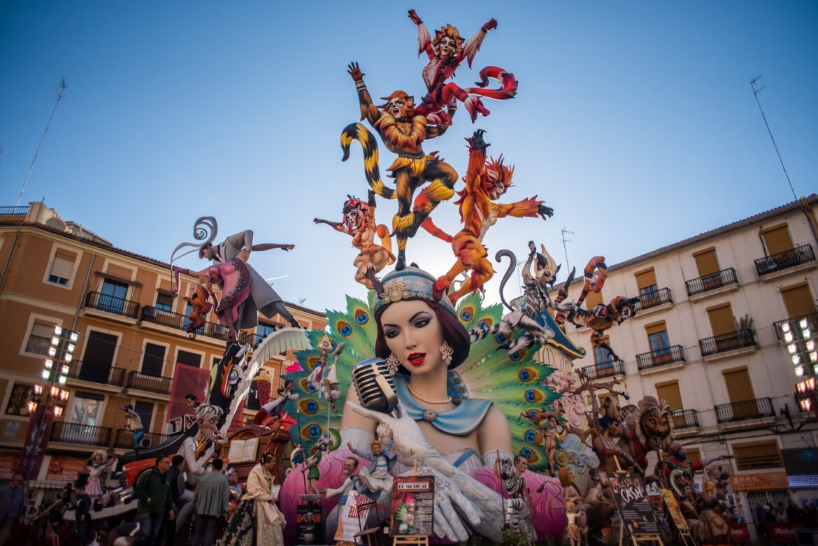 Tavernes celebrará Fallas